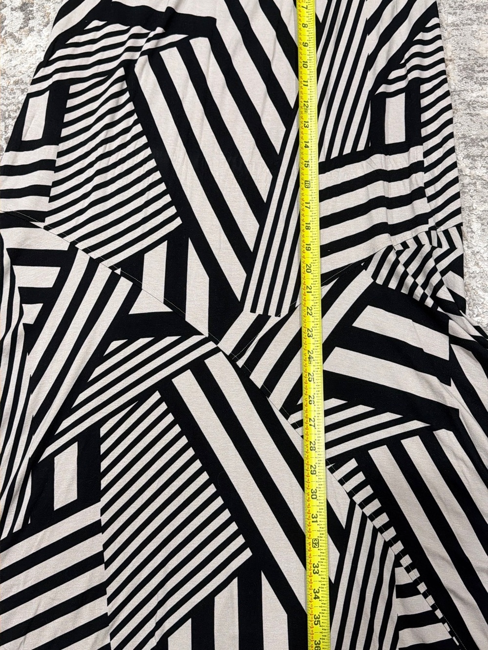 Chico's Black and White Geometric Circle Skirt - Picture 5 of 8